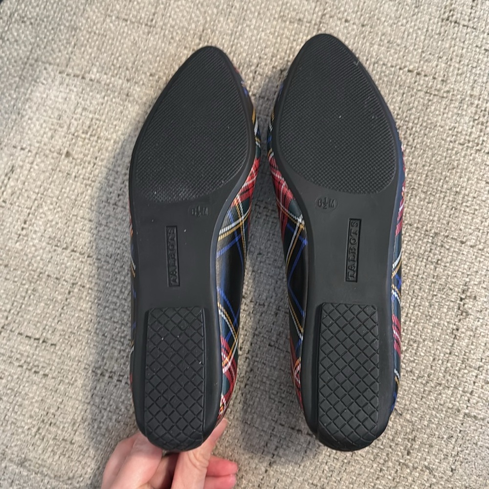 Talbots Leather Flat Pointed Toe Drivers in Plaid Size 6.5 - Picture 4 of 9